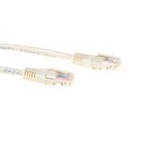 ACT Elfenbein 1 M U/UTP Cat5E Patchkabel mit RJ45-Steckern